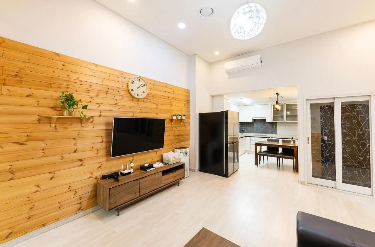 Ytt Hotel Nampo 3*, Busan