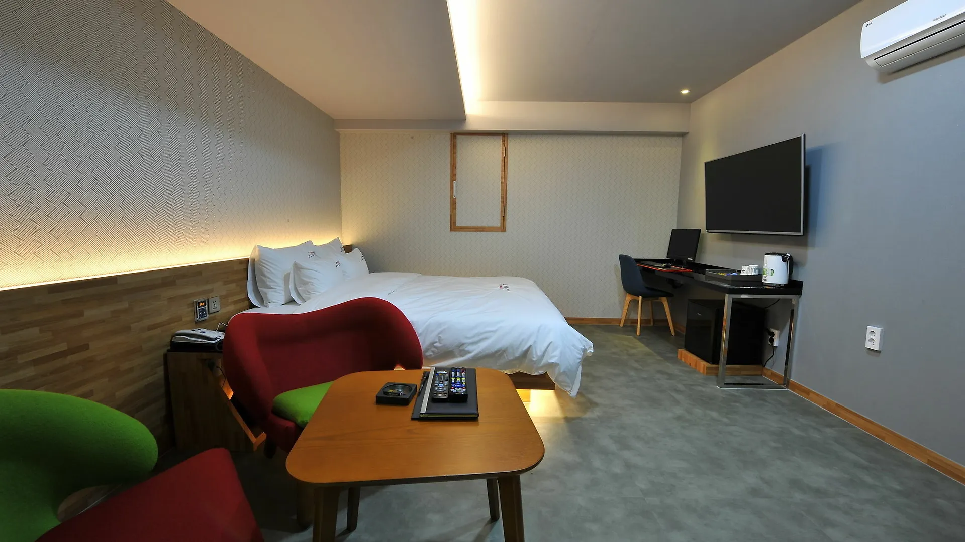 ***  Ytt Hotel Nampo South Korea