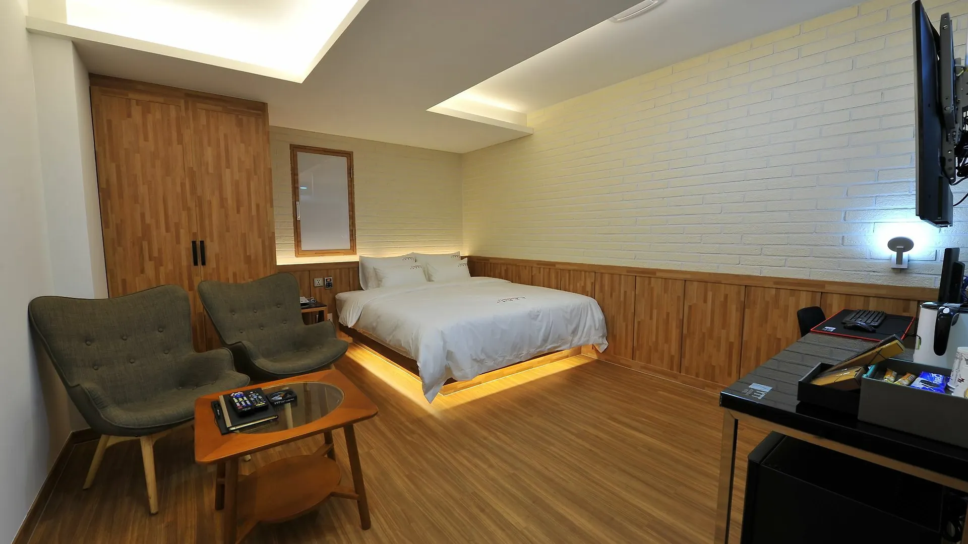 Ytt Hotel Nampo Busan