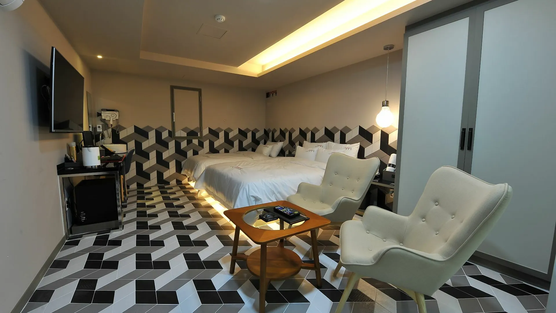 Ytt Hotel Nampo 3*, Busan South Korea
