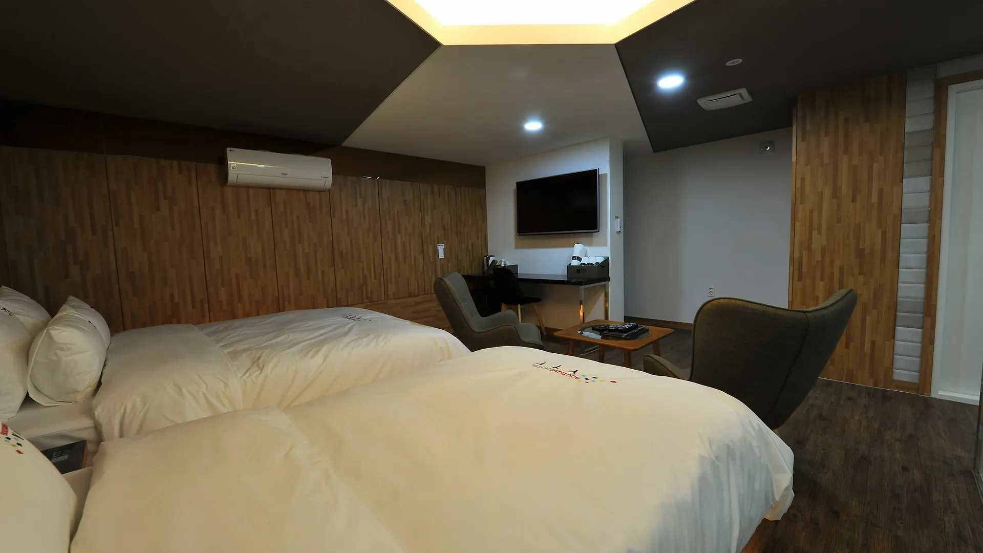 Ytt Hotel Nampo