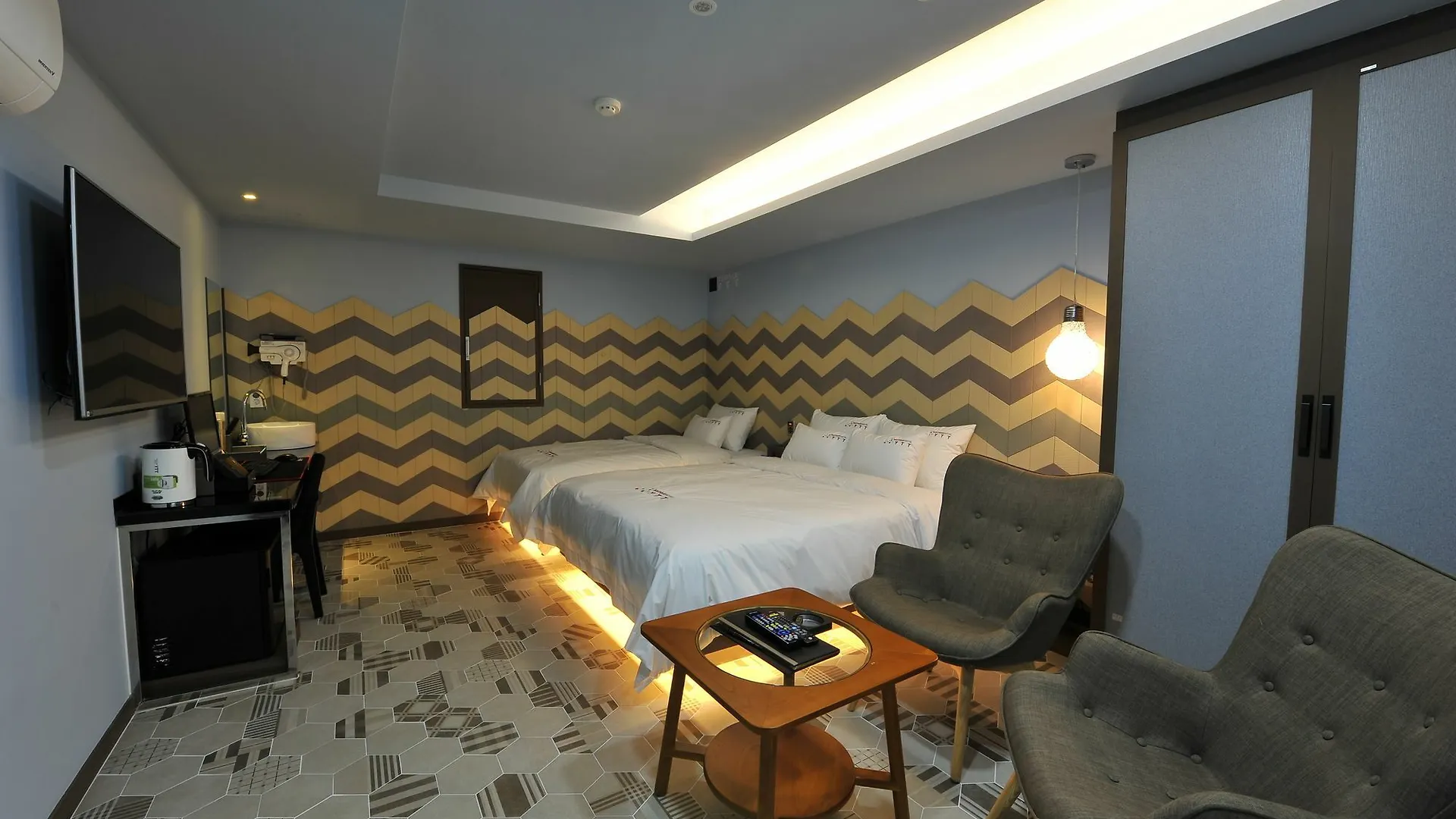 Ytt Hotel Nampo 3*, Busan South Korea