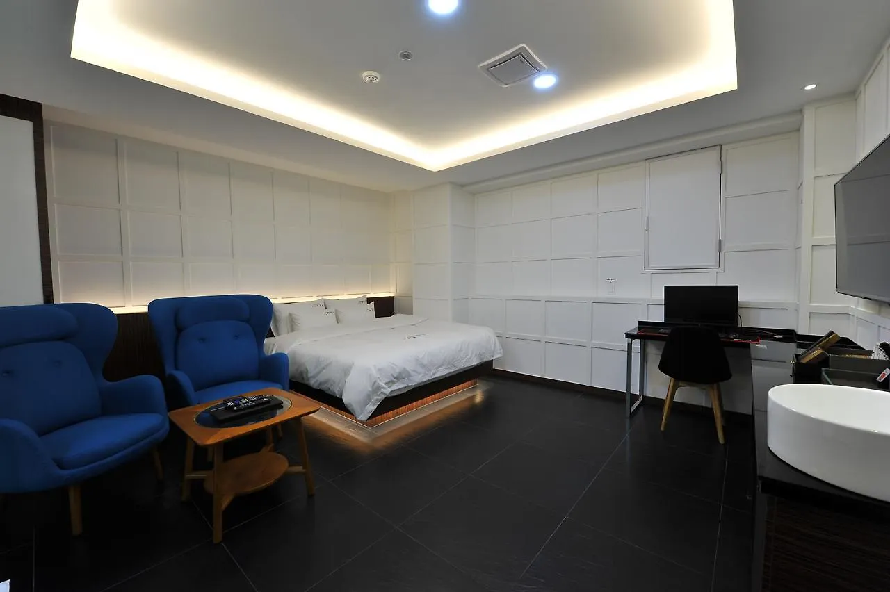 Ytt Hotel Nampo Puszan